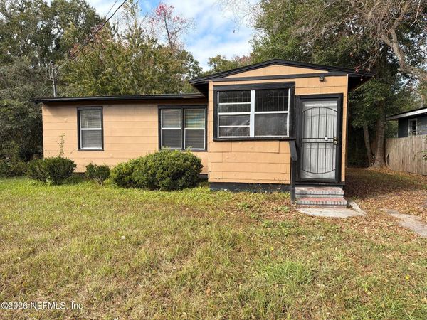 5326 MAYS Drive, Jacksonville, FL 32209