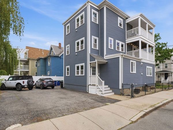 68 Wheatland St, Unit 2, Somerville, MA 02145