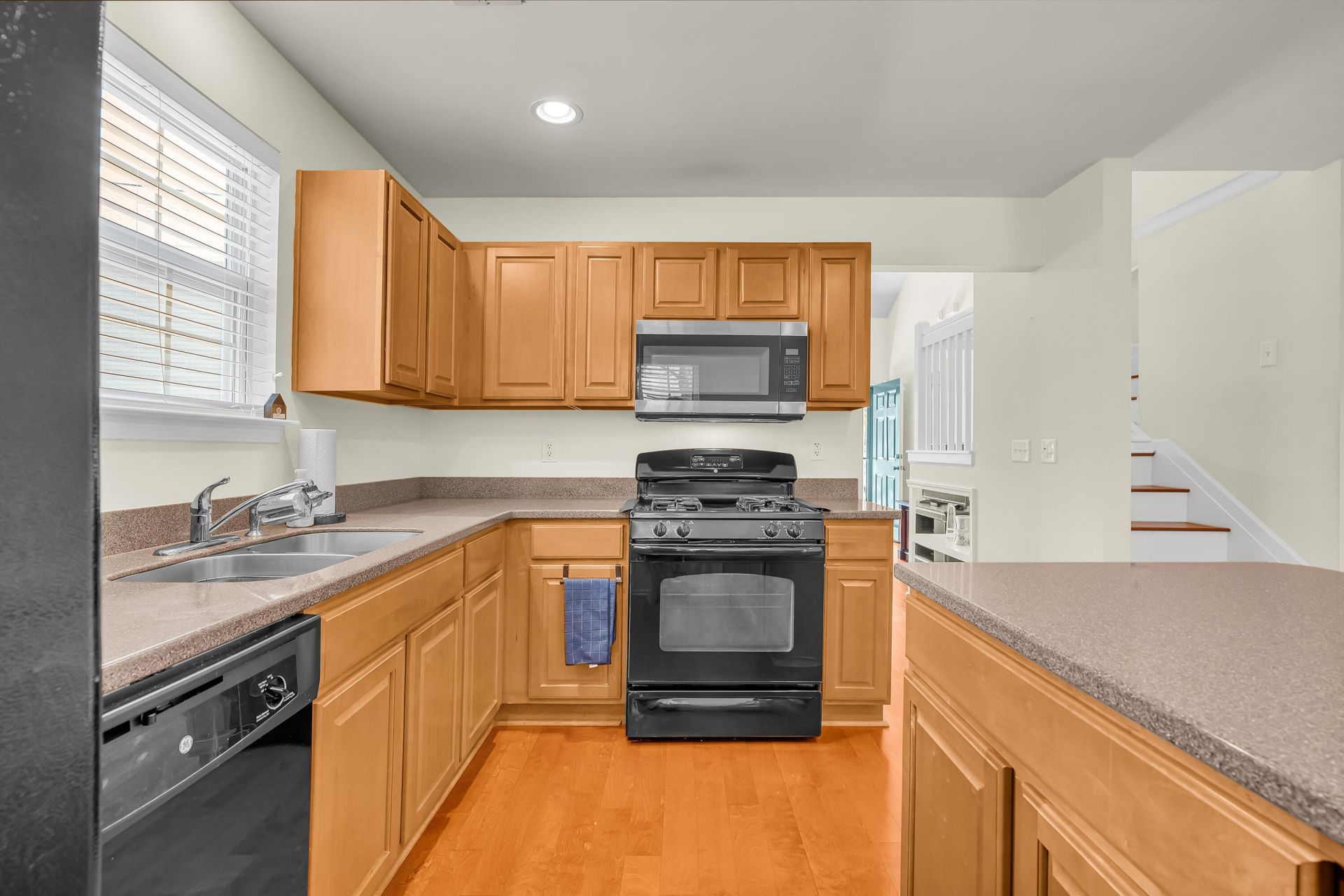 3000 Poplar Grove Place Photo 17