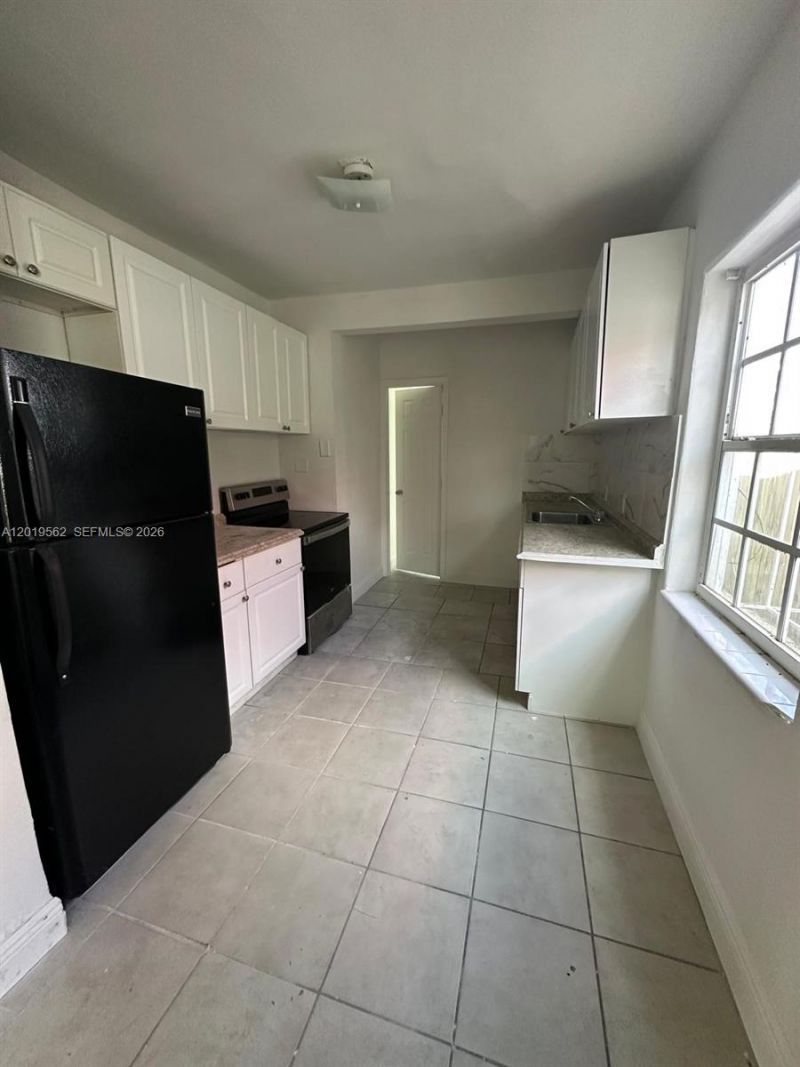 Please Call For Address, Miami, FL 33138 Photo