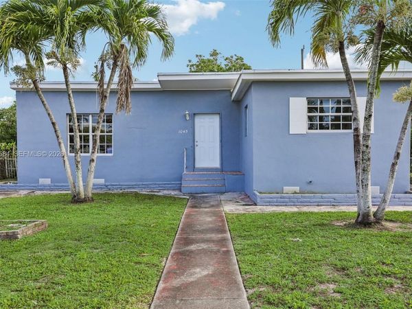 1045 NW 115th St , Miami, FL 33168