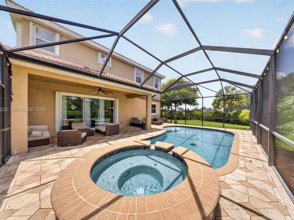 North Fort Myers, FL 33903