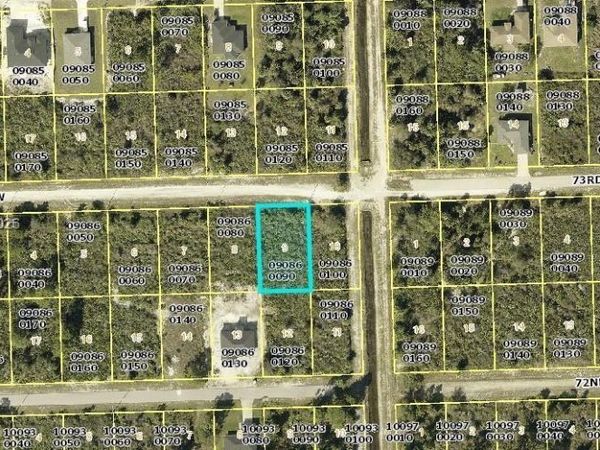 3203 73rd ST W , Lehigh Acres, FL 33971