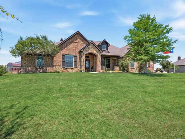 140 Heather Lane , Decatur, TX 76234