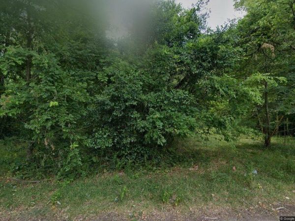 1412 El Paso Street , Longview, TX 75602