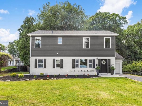 2016 WOODSIDE LANE, BROOMALL, PA 19008