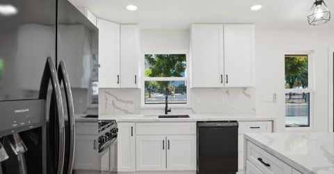 142 E Coolidge Ave, Modesto, CA 95350 Photo