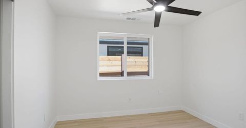 142 E Coolidge Ave, Modesto, CA 95350 Photo
