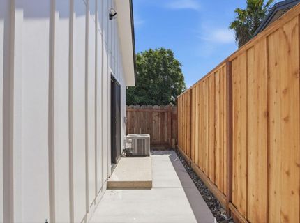 142 E Coolidge Ave, Modesto, CA 95350 Photo