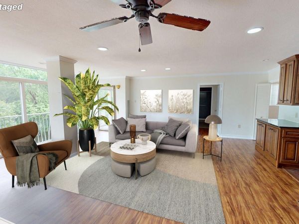 1414 Continental Drive , Chattanooga, TN 37405