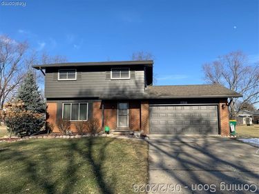 27208 Hystone Drive, Farmington Hills, MI 48334