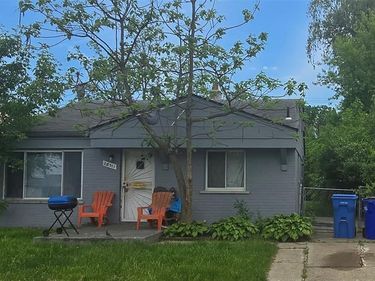 26111 YALE Street, Inkster, MI 48141