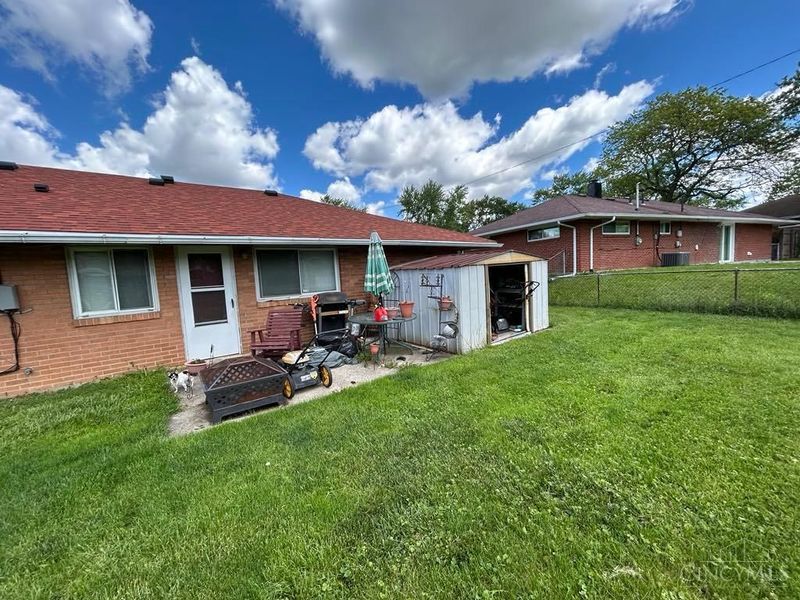 5460 Barnard Drive, Huber Heights, OH 45424 Photo 3