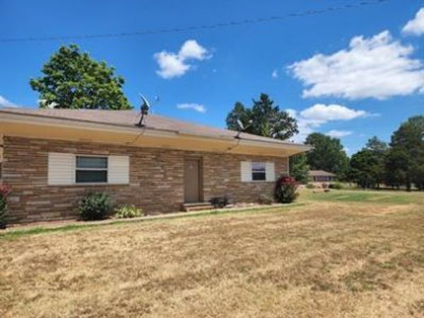25100 Highway 64 , Knoxville, AR 72845