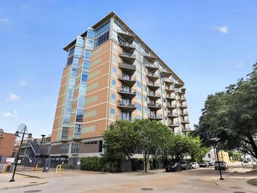 1001 Belleview Street, Unit 703, Dallas, TX 75215