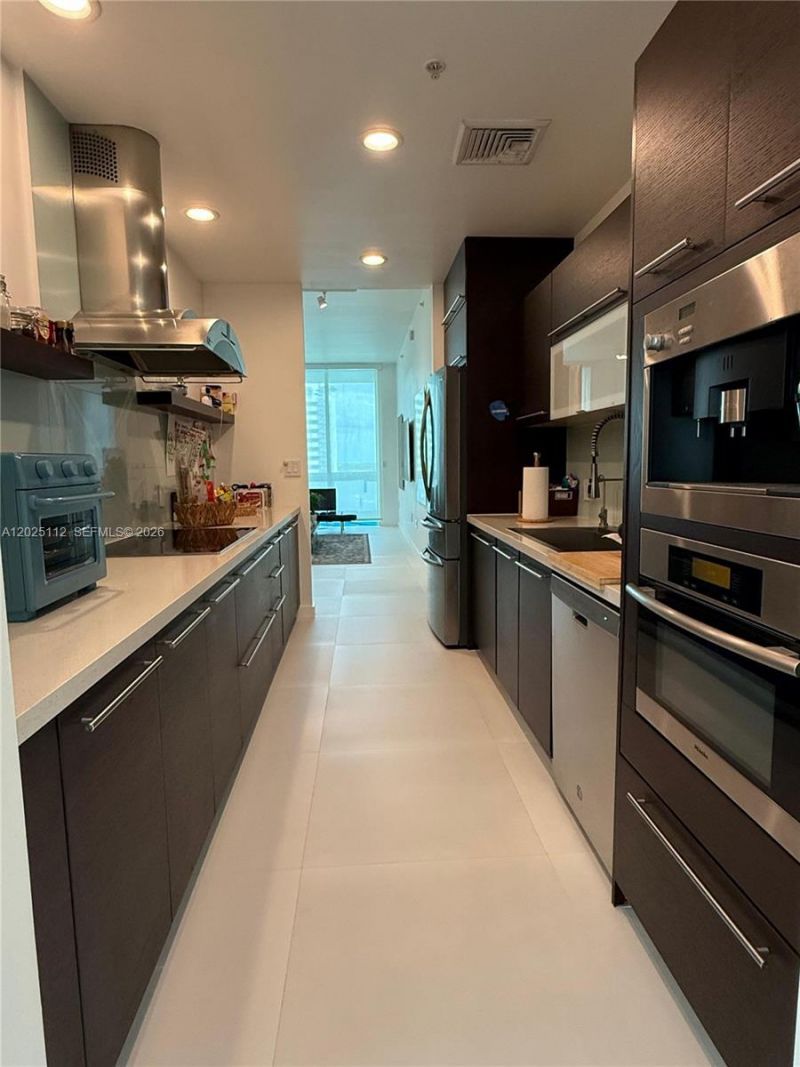 7928 East Dr , Unit 904, North Bay Village, FL 33141 Photo