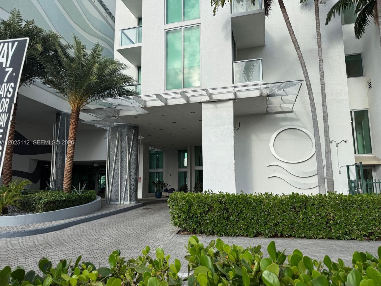 7928 East Dr , Unit 904, North Bay Village, FL 33141 Photo