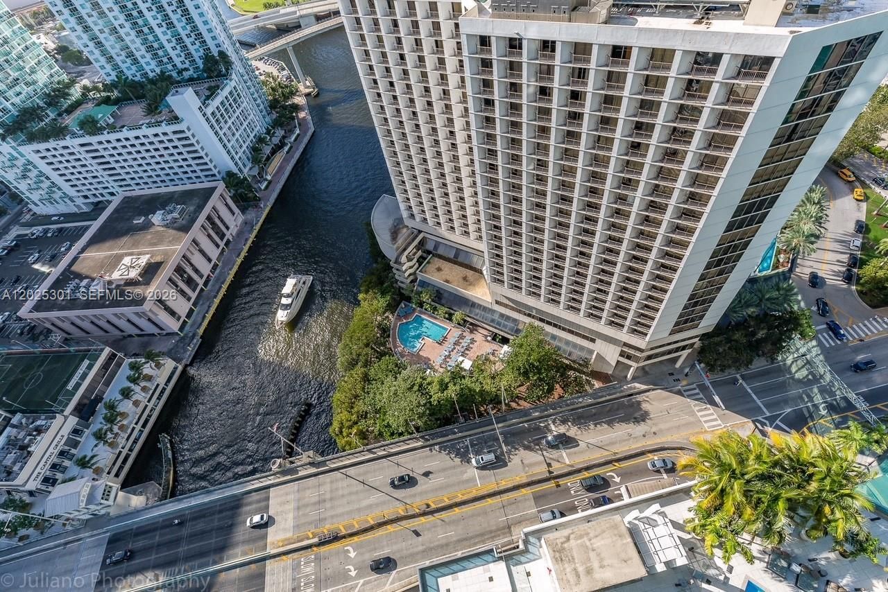 200 Biscayne Boulevard Way, Unit 3102, Miami, FL 33131 Photo
