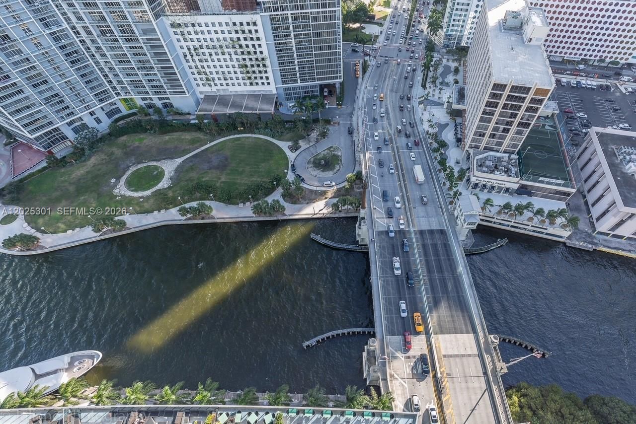 200 Biscayne Boulevard Way, Unit 3102, Miami, FL 33131 Photo