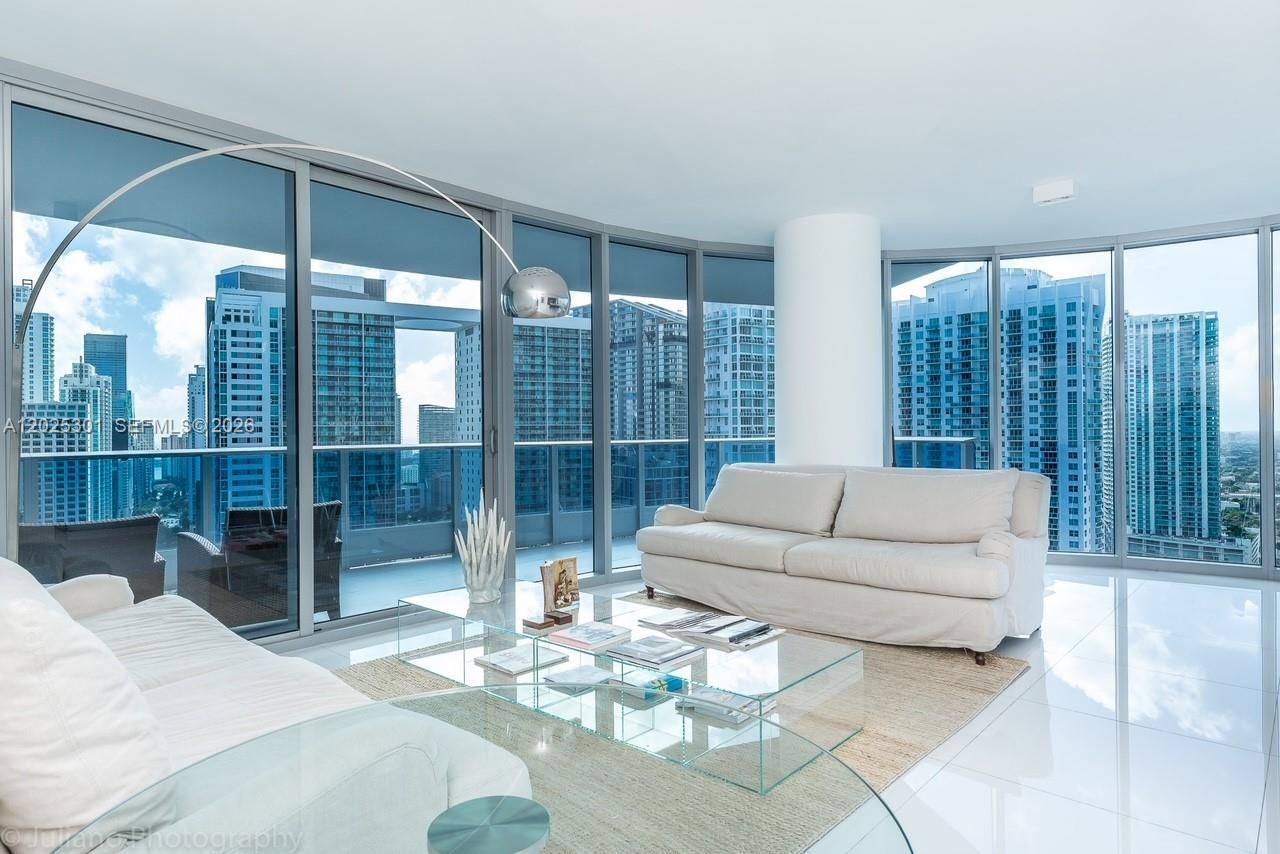 200 Biscayne Boulevard Way, Unit 3102, Miami, FL 33131 Photo