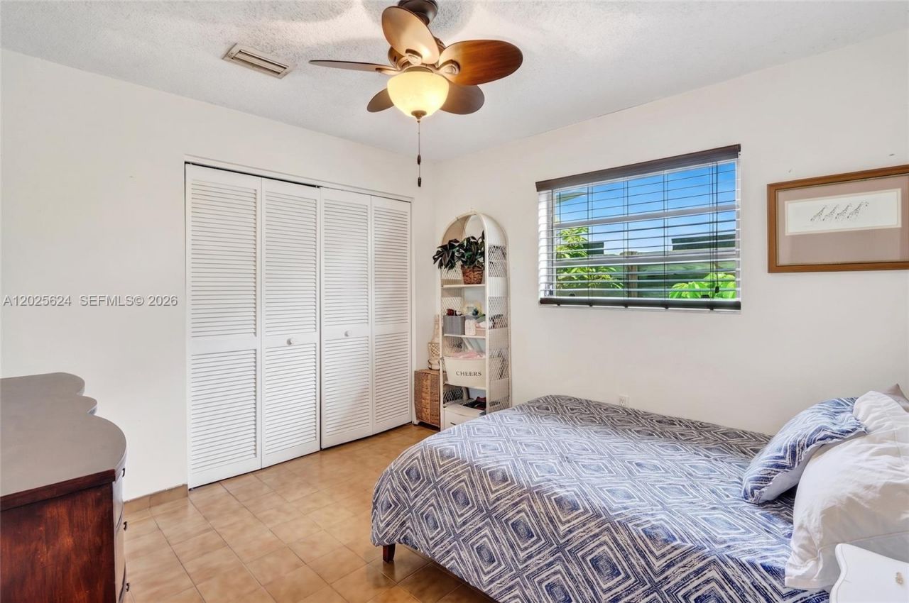 9231 SW 16th St , Miami, FL 33165 Photo