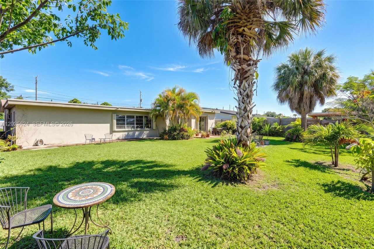 9231 SW 16th St , Miami, FL 33165 Photo