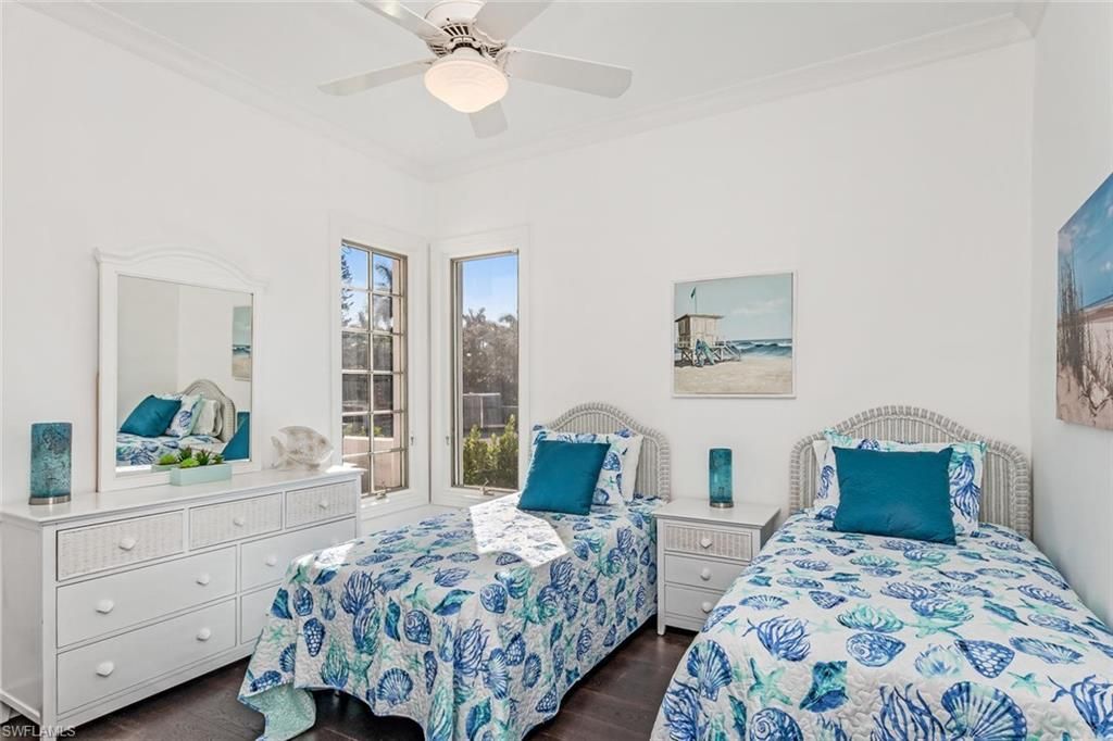 2540 Half Moon Walk , Naples, FL 34102 Photo
