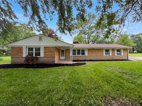 36700 Lakeland Drive, Avon, OH 44011