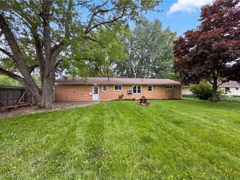 36700 Lakeland Drive, Avon, OH 44011 Photo 5