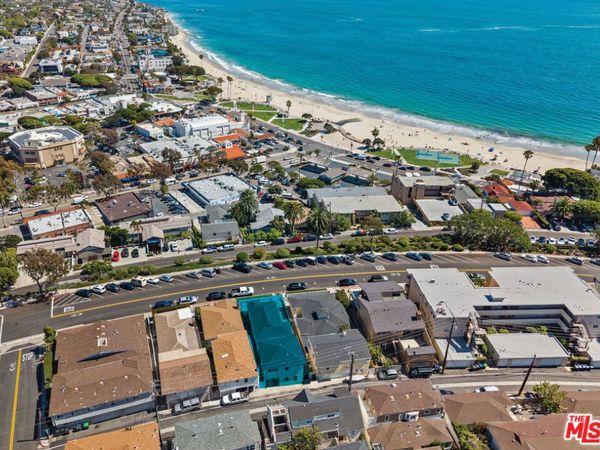 216 Cliff Drive, Laguna Beach, CA 92651