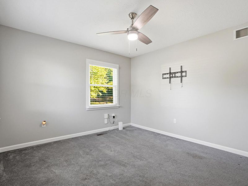 330 Northview Drive, London, OH 43140 Photo 31