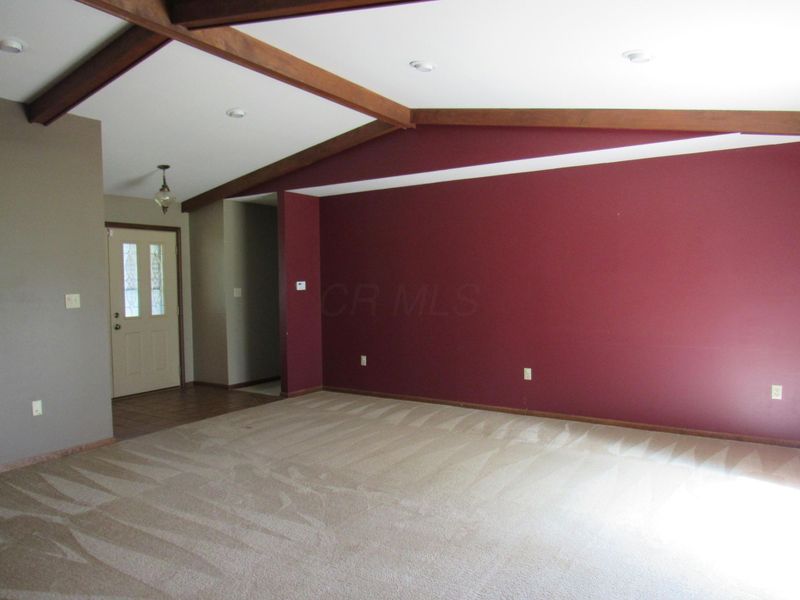 330 Northview Drive, London, OH 43140 Photo 7