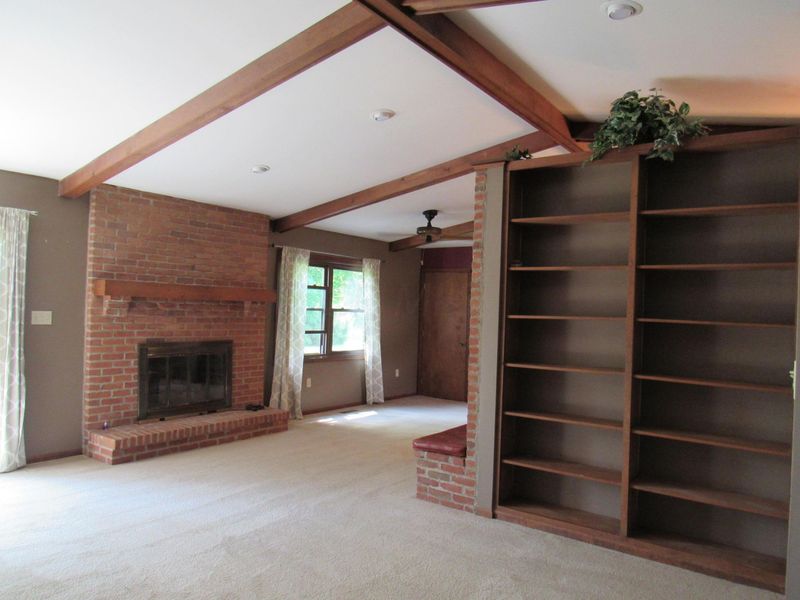 330 Northview Drive, London, OH 43140 Photo 8