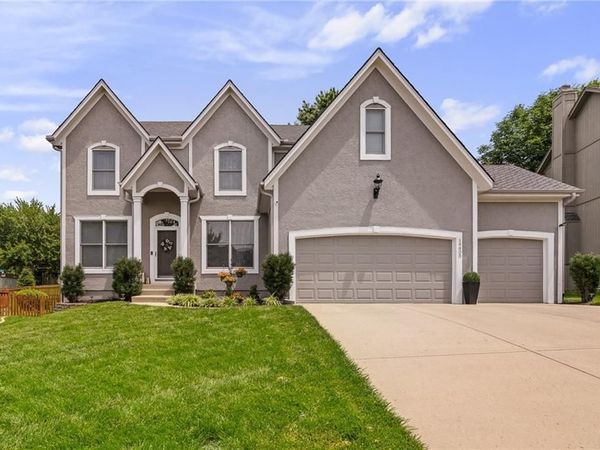14805 Slater Street, Overland Park, KS 66221
