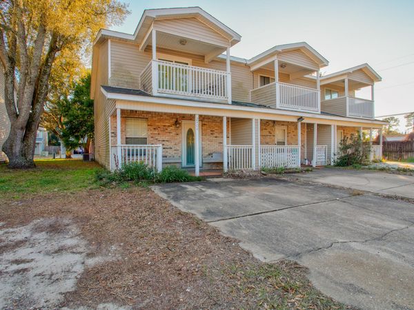 2404 Suwanee Lane, Fort Walton Beach, FL 32547