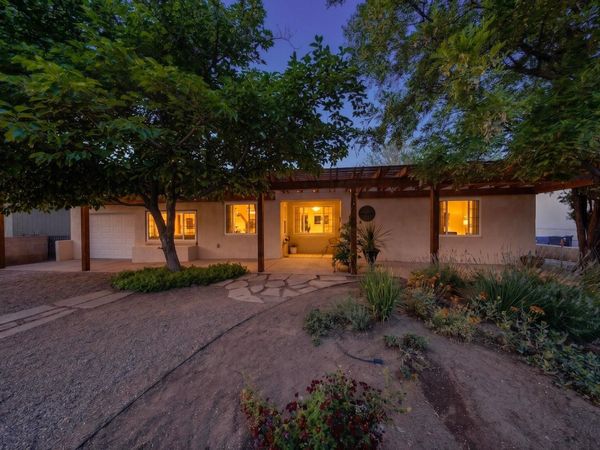 510 Aliso Drive SE, Albuquerque, NM 87108