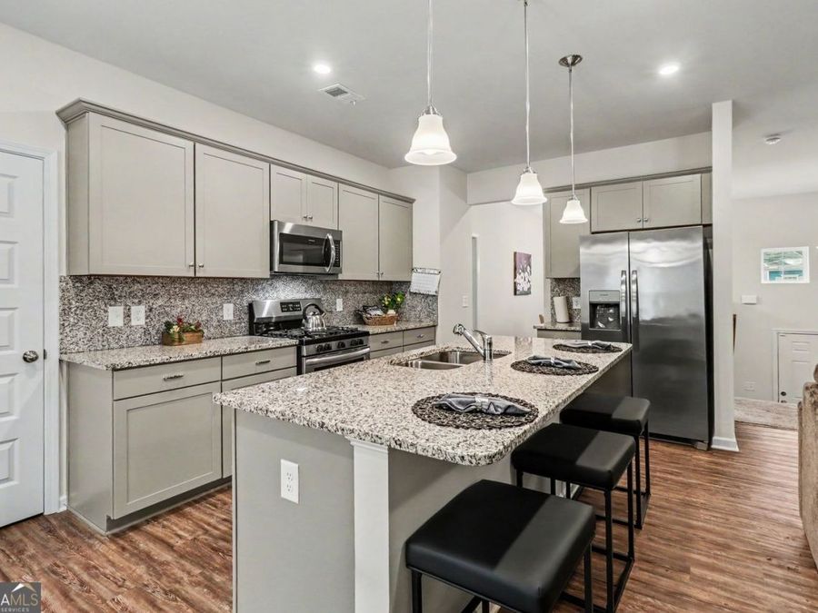 Property Image 9