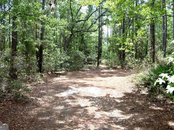 2650 N Hwy 119, Ellabell, GA 31308
