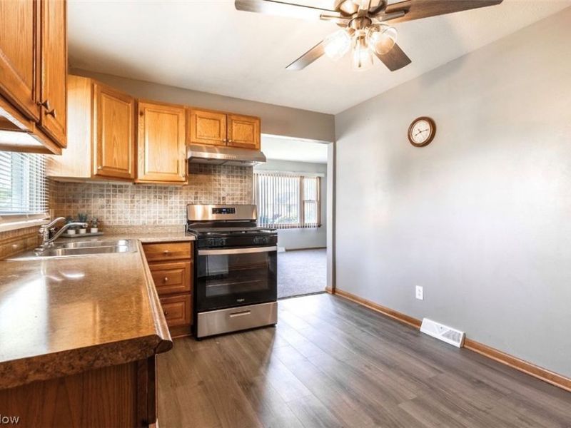 1333 W 23 Street, Lorain, OH 44052 Photo 5