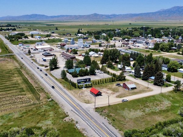 101 2nd St E, Fairfield, ID 83327