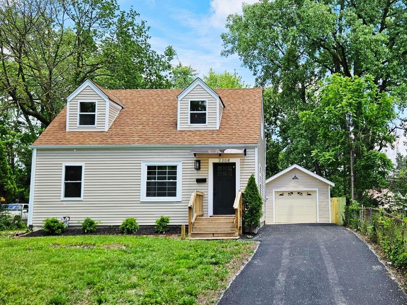 2208 Sagamore Road, Columbus, OH 43219 Photo 1