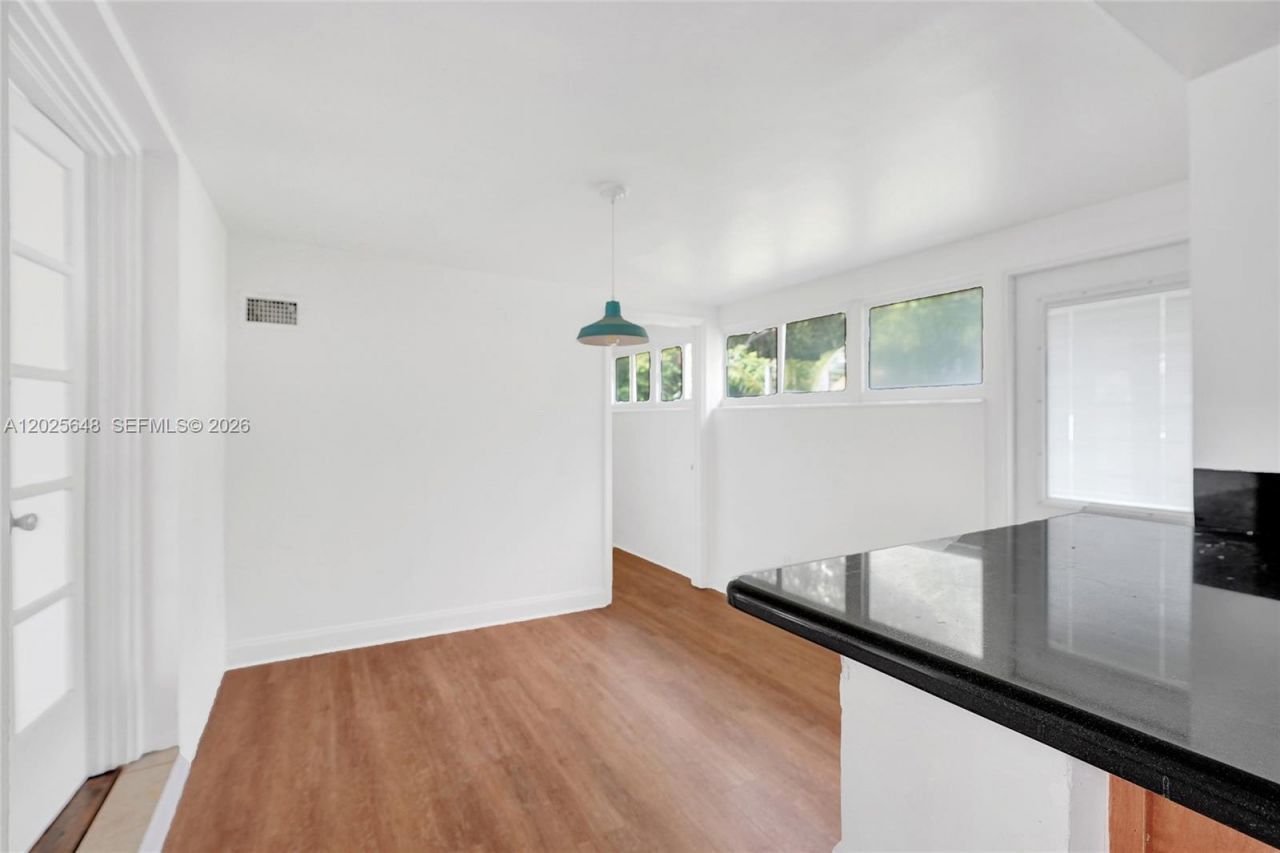 2300 SW 22nd Ave , Miami, FL 33145 Photo