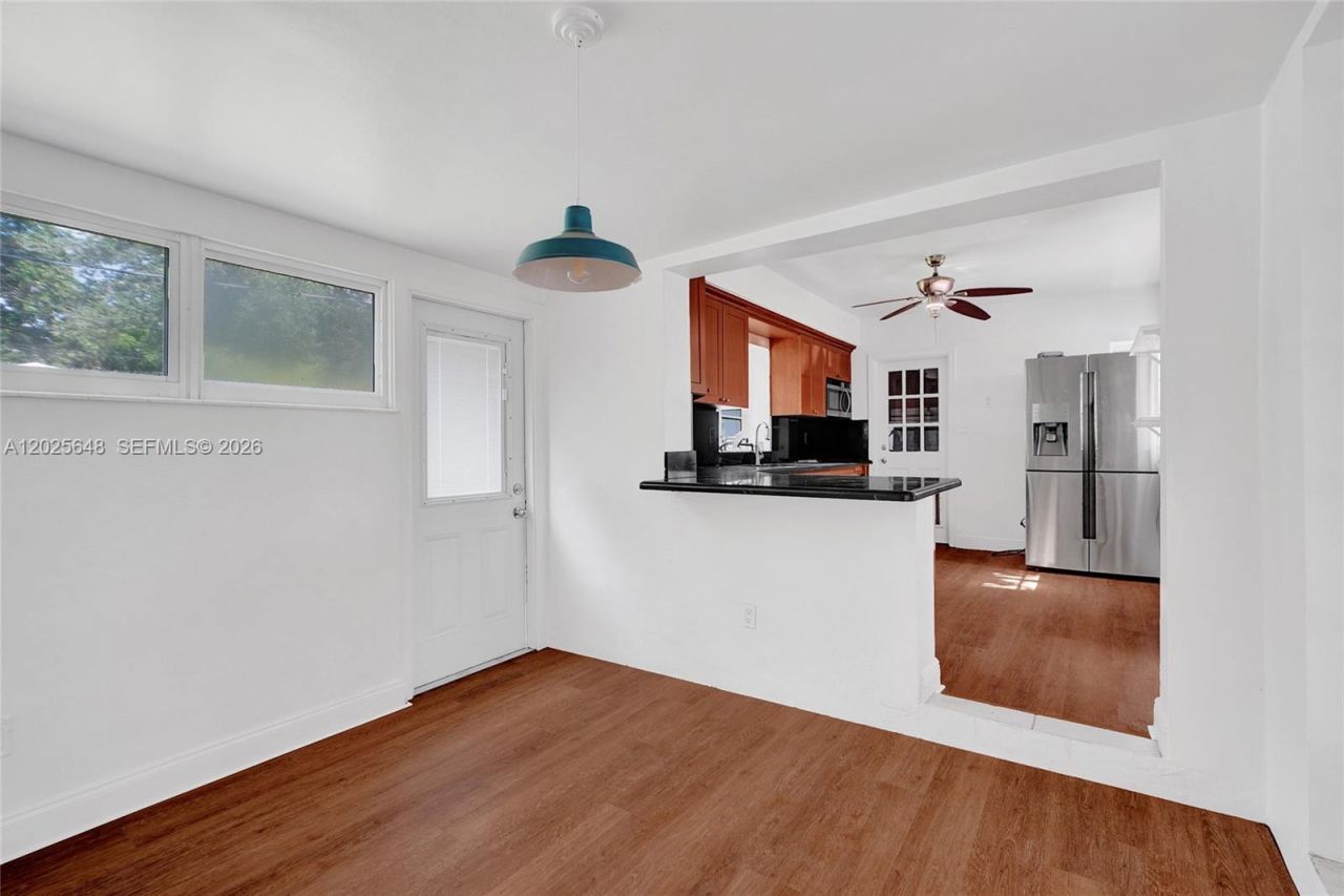 2300 SW 22nd Ave , Miami, FL 33145 Photo