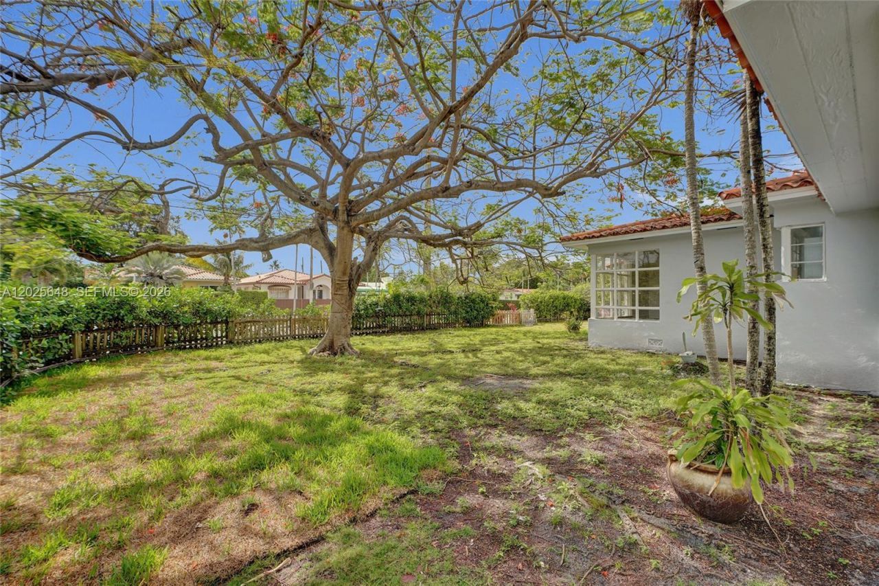 2300 SW 22nd Ave , Miami, FL 33145 Photo