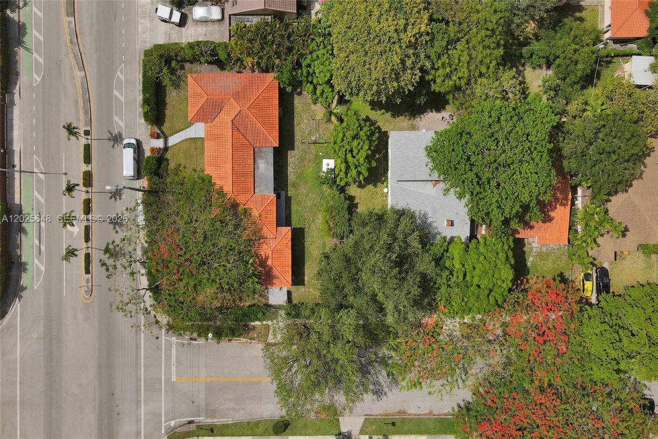 2300 SW 22nd Ave , Miami, FL 33145 Photo