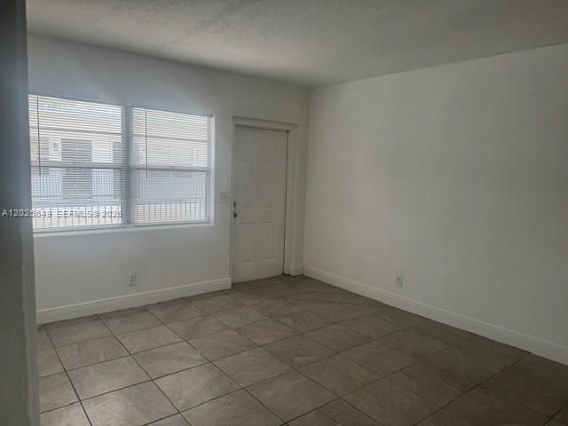 608 5th St , Unit 7, West Palm Beach, FL 33401 Photo