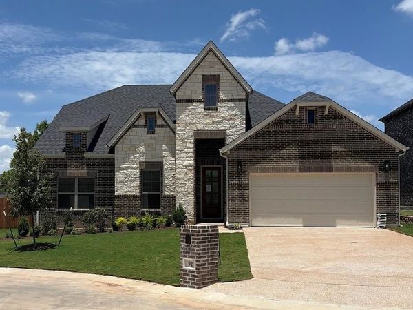 92 Cedar Creek Court, Woodway, TX 76712