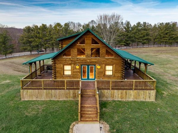 39522 St. Clair, Pomeroy, OH 45769