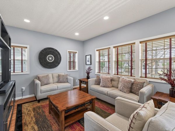 1109 Lawson Avenue E, Saint Paul, MN 55106