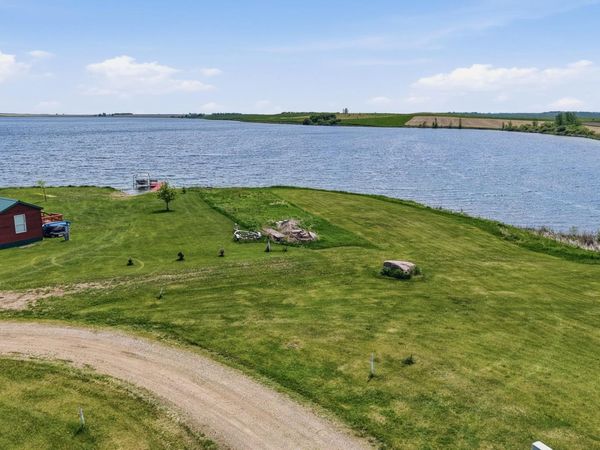 100 Eula Mae Woodward Parkway SW, Oakes, ND 58474